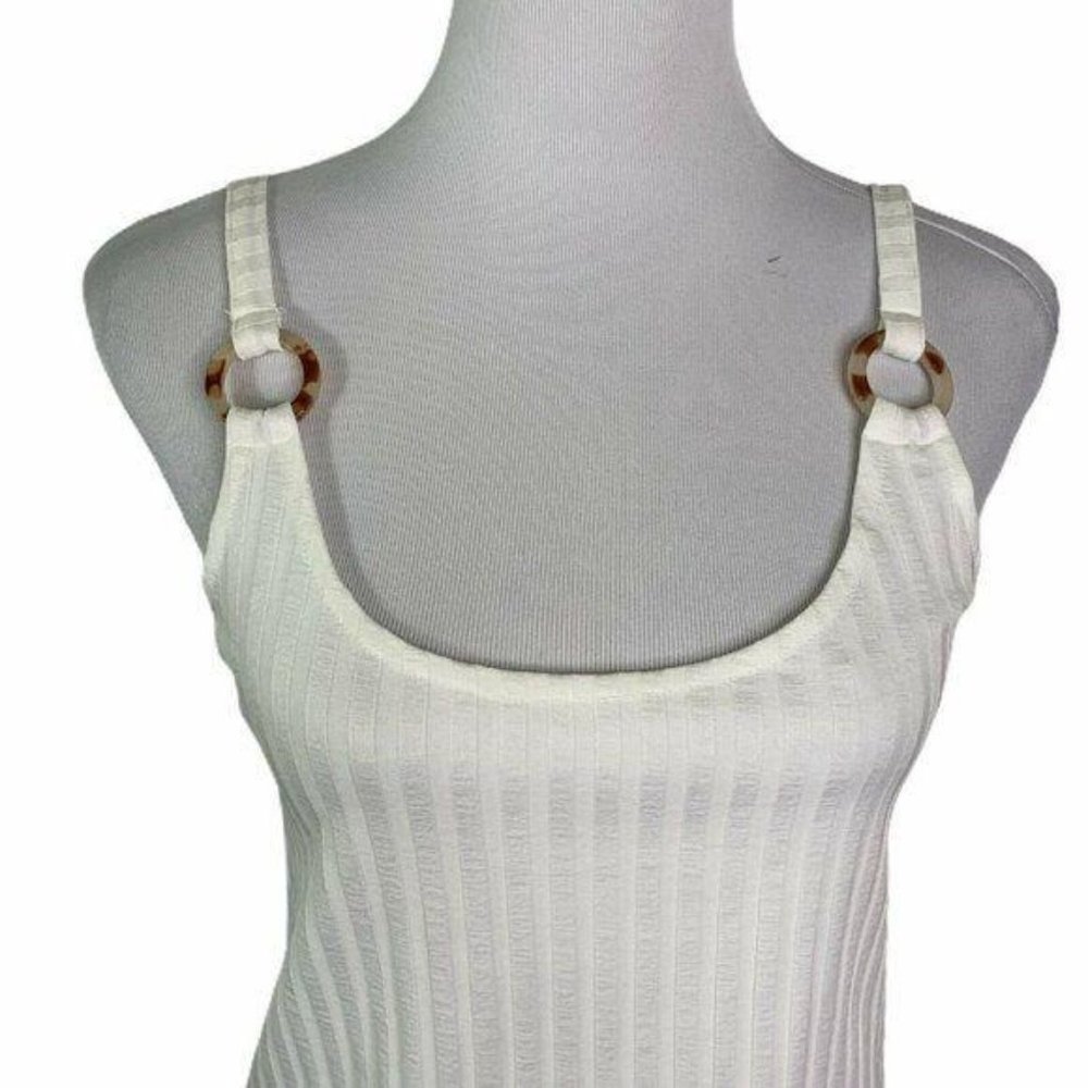 Evolutionary Ribbed Stretch Shell Loop Top - Picture 2 of 9